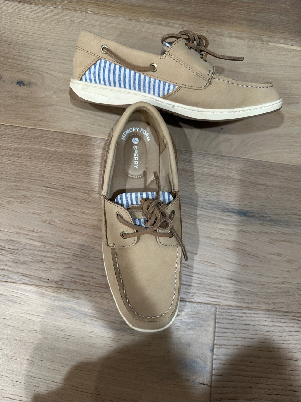 Sperry Tan Leather Boat Shoes with Blue Stripe Detail